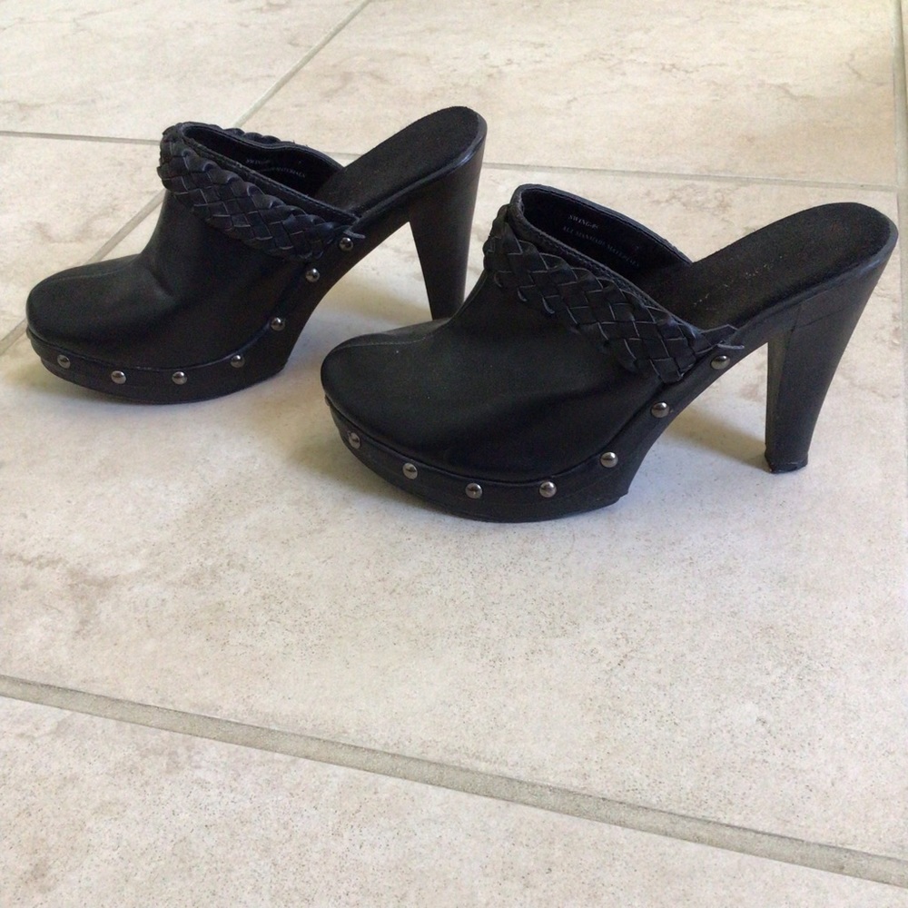 4 for 15$✨Y2K vintage stud clogs